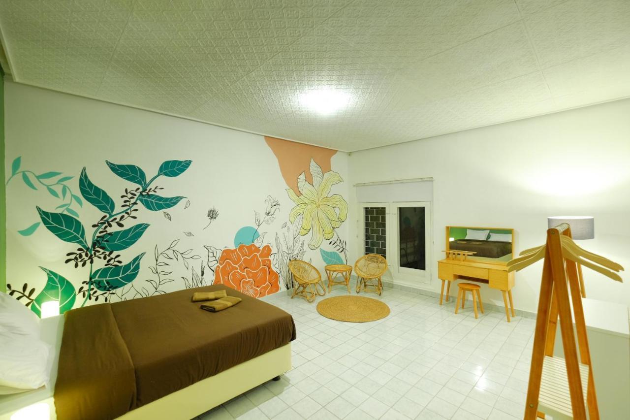 Snooze Malang Hostel Ngoại thất bức ảnh