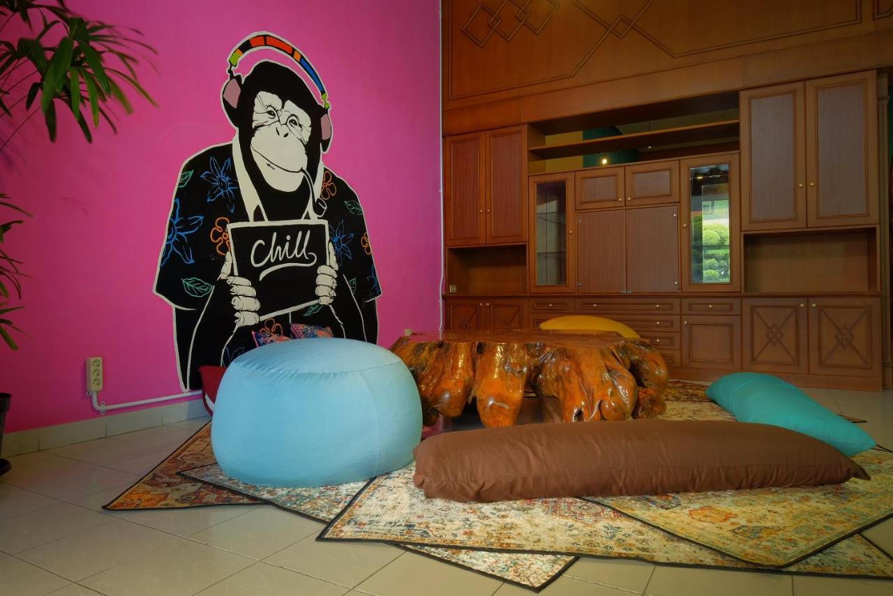Snooze Malang Hostel Ngoại thất bức ảnh