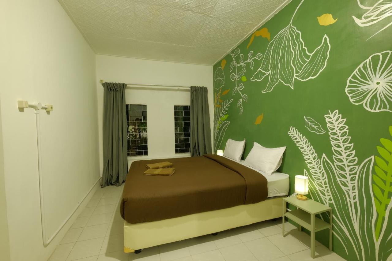 Snooze Malang Hostel Ngoại thất bức ảnh