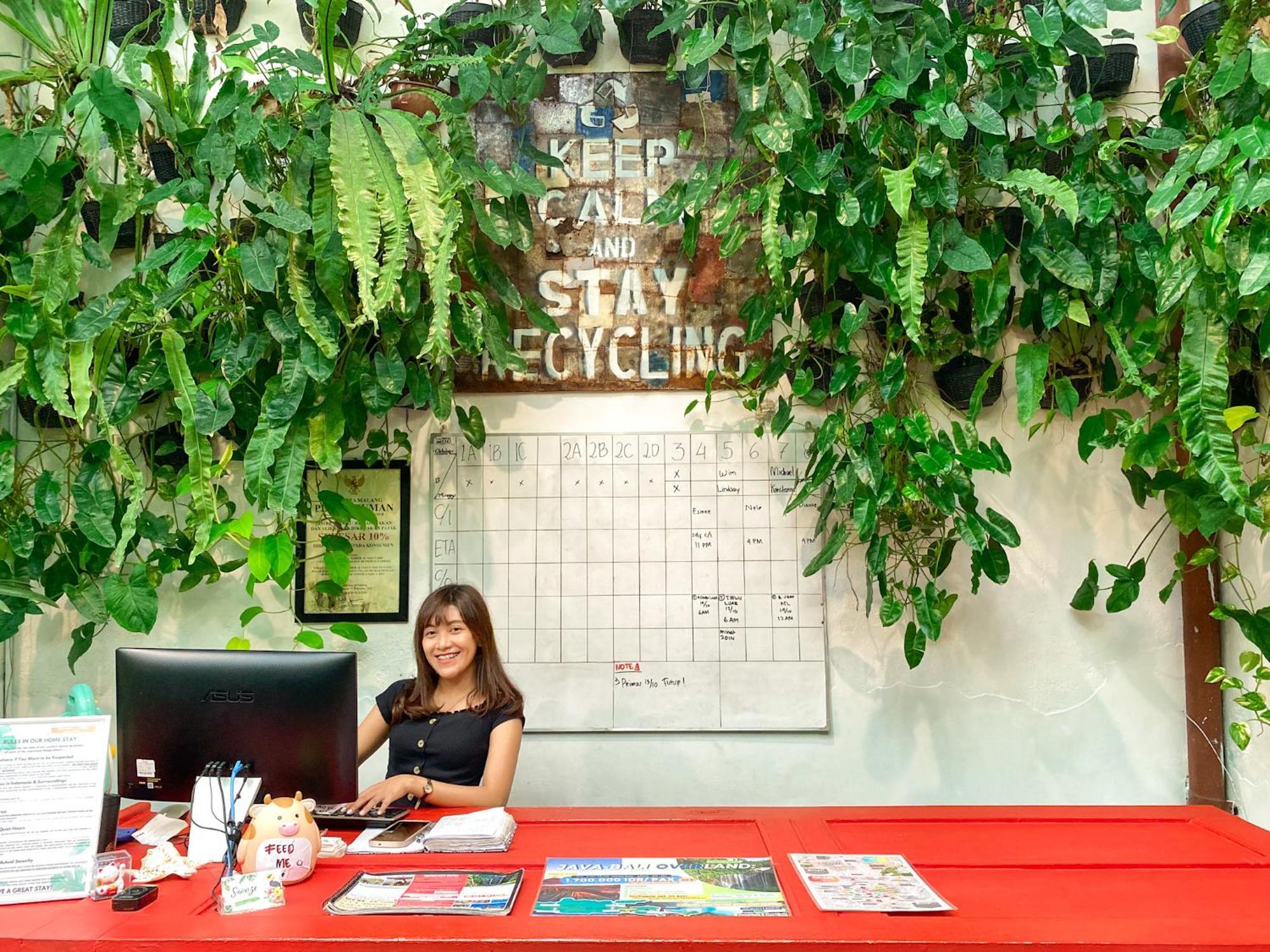 Snooze Malang Hostel Ngoại thất bức ảnh