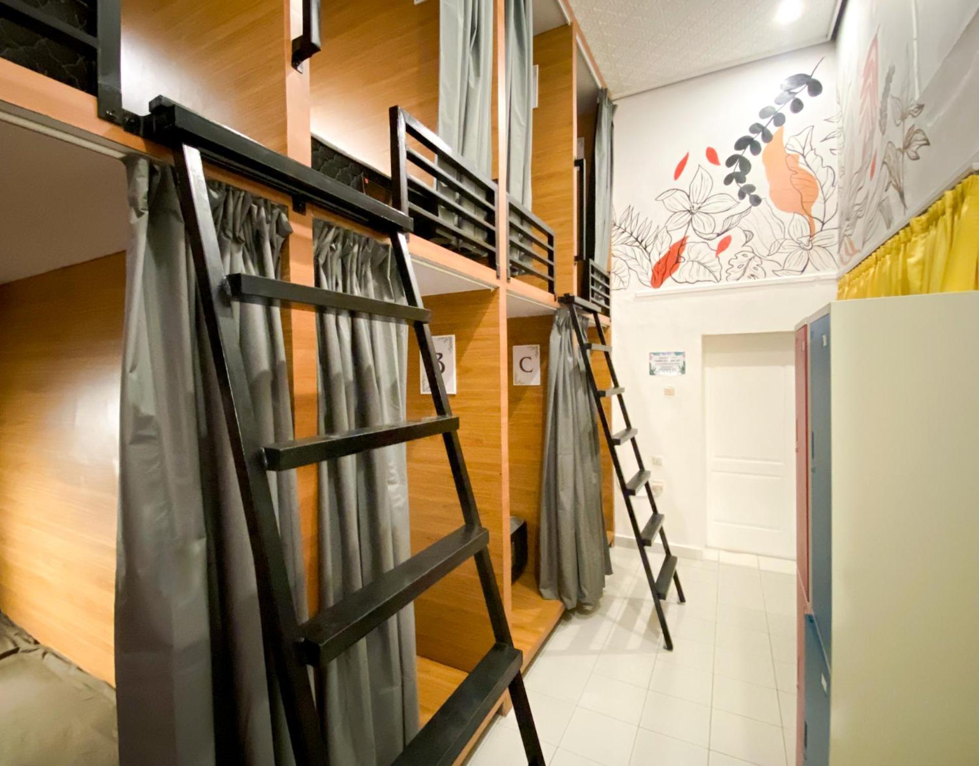 Snooze Malang Hostel Ngoại thất bức ảnh